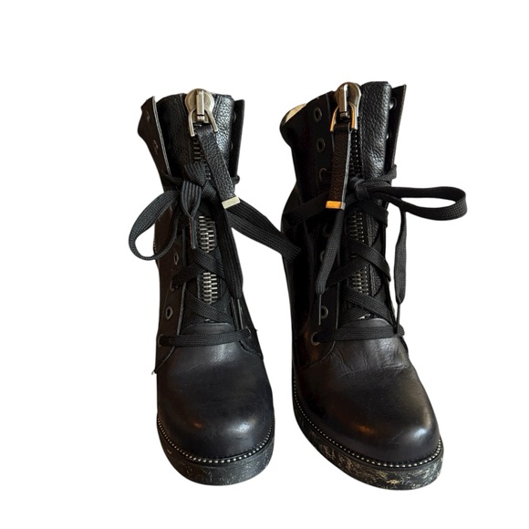 Gwen Stefani L.A.M.B. Discontinued Dayton Motorcycle Boots – Women’s Size 7.5 - Picture 11 of 15